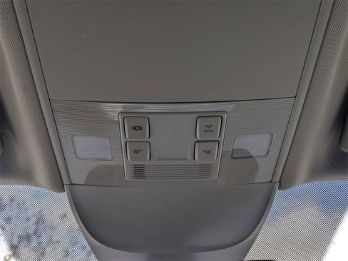 Used 2025 Volkswagen Taos S image 23