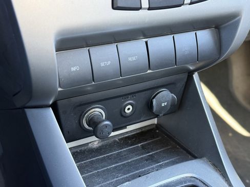 Used 2009 Ford Focus SE image 20