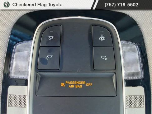 Used 2023 Hyundai Santa Fe SE image 10