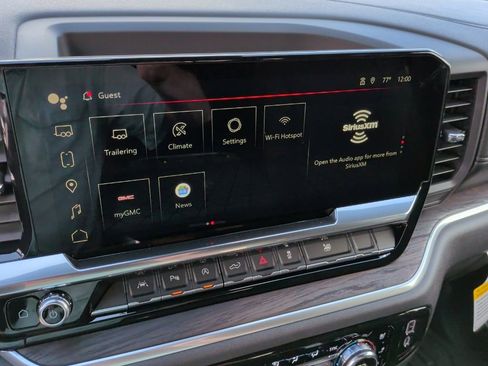 New 2026 GMC Sierra 1500 SLT image 28