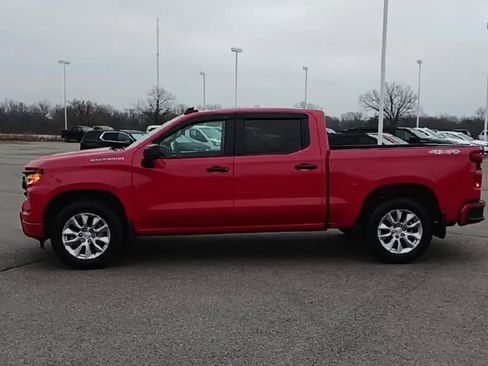 Used 2022 Chevrolet Silverado 1500 Custom image 5