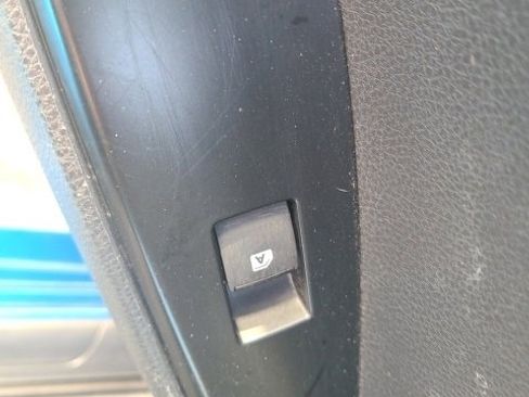 Used 2019 Toyota Camry LE image 15