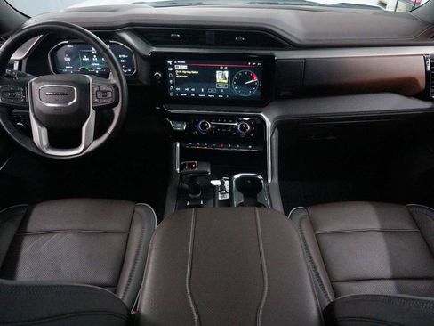 Used 2024 GMC Sierra 1500 Denali w/ Denali Reserve Package AWD/4WD image 32