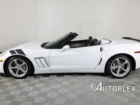 Used 2011 Chevrolet Corvette Grand Sport w/ Preferred Equipment Group RWD image 10