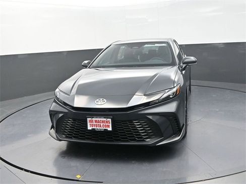 New 2026 Toyota Camry SE image 2