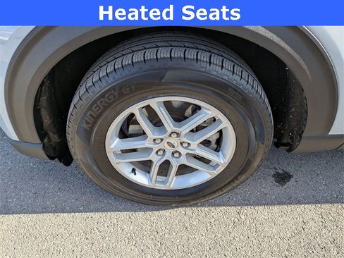 Used 2025 Ford Explorer Active image 24