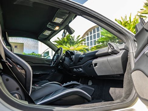 Used 2017 Ferrari 488 GTB image 29