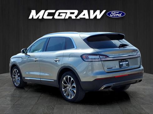 Used 2023 Lincoln Nautilus Reserve AWD/4WD image 9