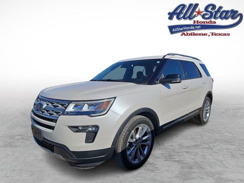 Used 2018 Ford Explorer XLT w/ Equipment Group 202A image 1