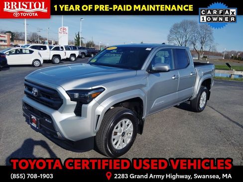 Certified 2025 Toyota Tacoma SR5 image 3