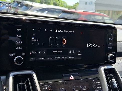 Certified 2022 Kia Sorento S w/ Panoramic Sunroof Package FWD image 17