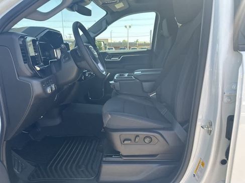New 2024 GMC Sierra 1500 Elevation image 24