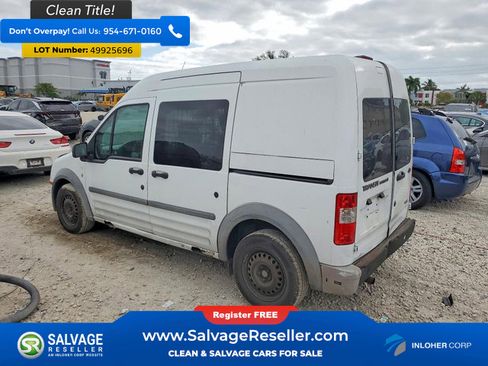 Used 2013 Ford Transit Connect XLT image 3