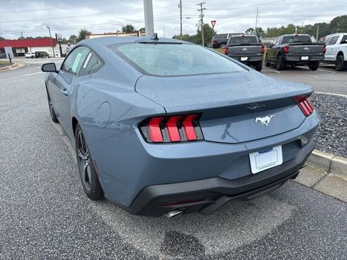New 2025 Ford Mustang Coupe image 10