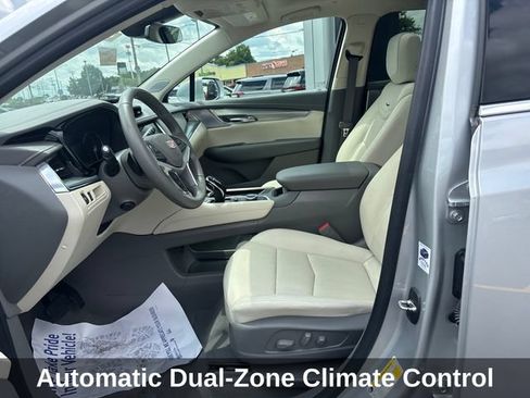 Used 2020 Cadillac XT5 Premium Luxury FWD image 11