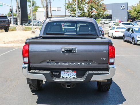 Used 2019 Toyota Tacoma SR5 RWD image 24