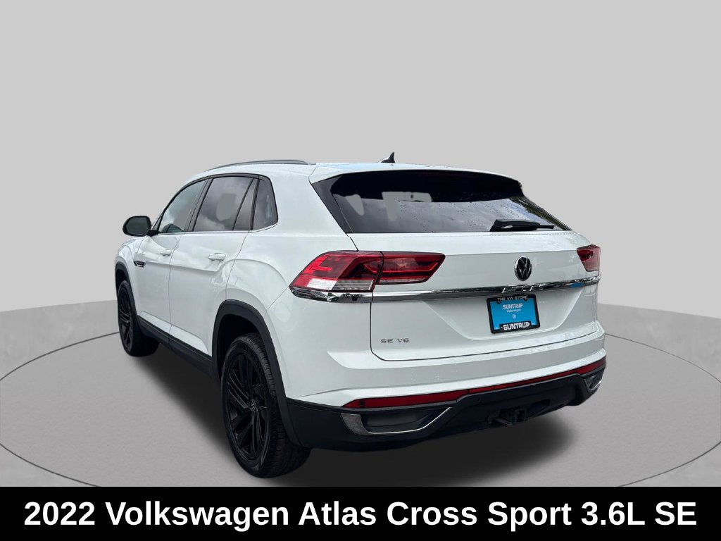 Used 2022 Volkswagen Atlas Cross Sport SE FWD image 3