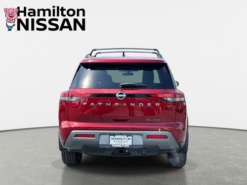 New 2026 Nissan Pathfinder SL w/ SL Premium Package AWD/4WD image 3