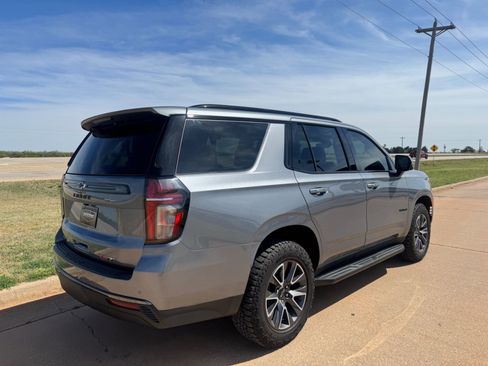 Used 2022 Chevrolet Tahoe RST w/ Luxury Package image 3