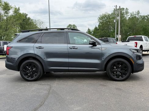 Used 2022 Kia Sorento S AWD/4WD image 9