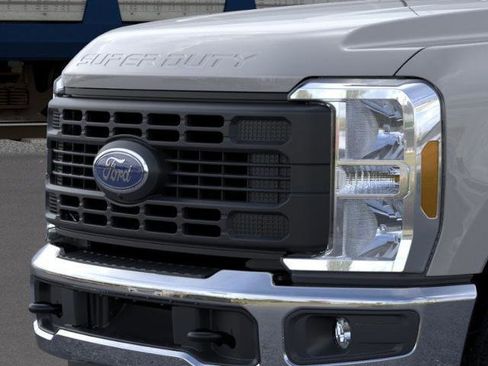 New 2026 Ford F250 XL w/ 360-Degree Camera Package AWD/4WD image 44