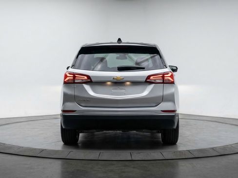 Used 2025 Chevrolet Equinox LT image 7
