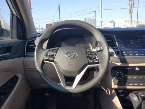 Used 2017 Hyundai Tucson SE image 15