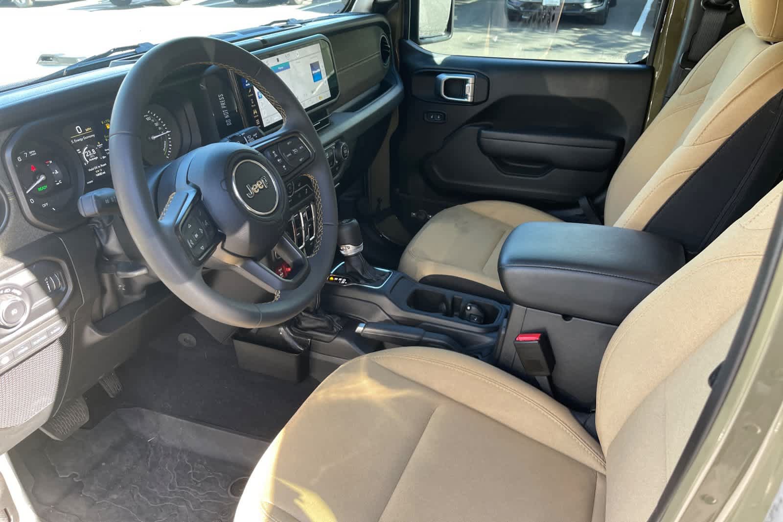 Used 2025 Jeep Wrangler Unlimited Sport S 4xe AWD/4WD image 9