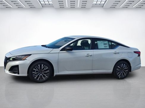 New 2026 Nissan Altima 2.5 SV AWD/4WD image 7