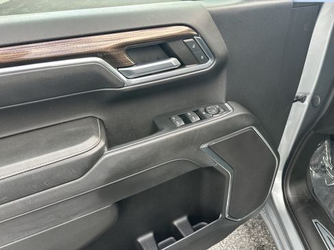 Certified 2023 Chevrolet Silverado 1500 LT AWD/4WD image 8