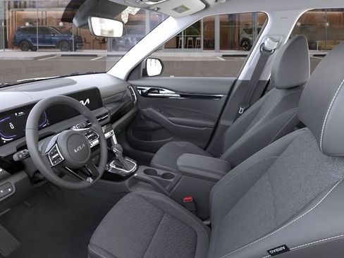 New 2026 Kia Seltos S FWD image 17