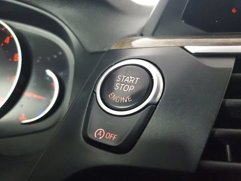 Used 2019 BMW X3 sDrive30i w/ Driving Assistance Package RWD image 32