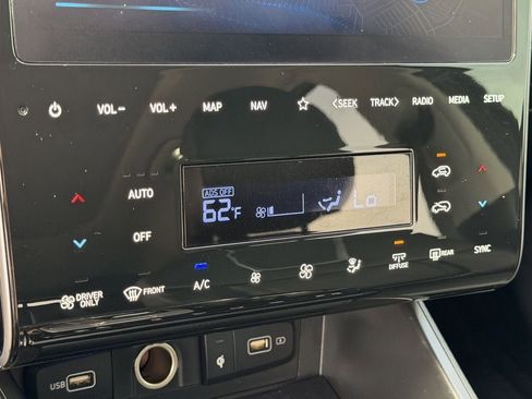 Used 2023 Hyundai Tucson Limited AWD/4WD image 20