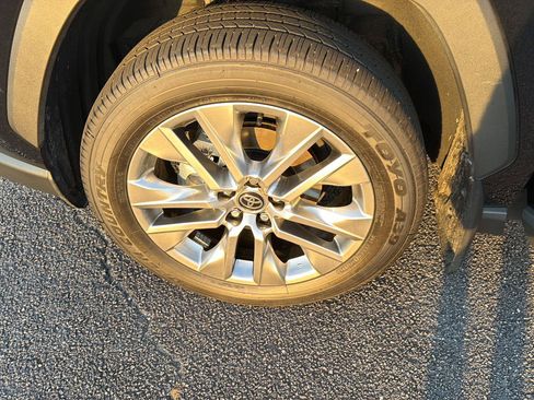 Certified 2025 Toyota RAV4 XLE Premium w/ Weather Package FWD image 38