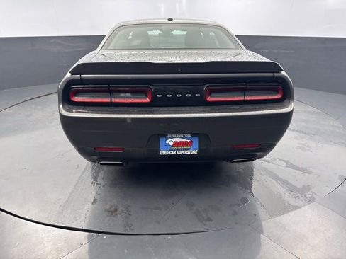 Used 2022 Dodge Challenger GT image 6