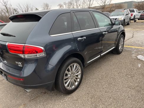 Used 2013 Lincoln MKX AWD image 17