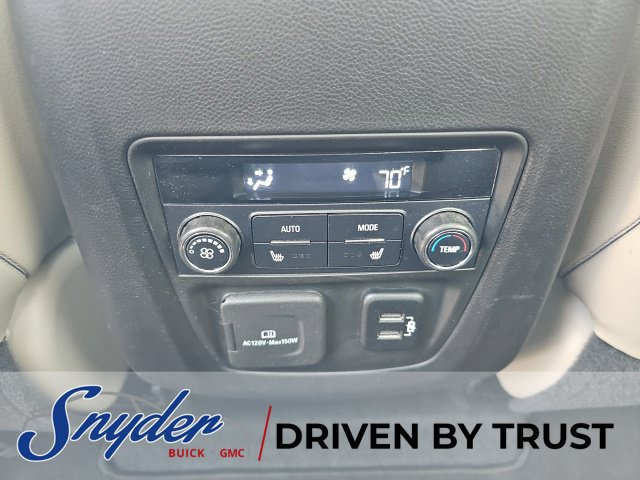Used 2018 Buick Enclave Premium w/ Experience Buick Package FWD image 34