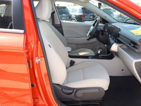 Used 2024 Hyundai Kona SEL FWD image 23