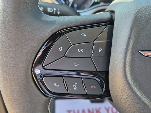 New 2025 Chrysler Pacifica Limited w/ Trailer Tow Group image 41