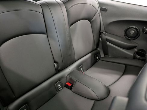 Used 2018 MINI Cooper S FWD image 27
