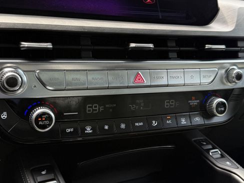 Used 2024 Kia Telluride SX Prestige X-Pro AWD/4WD image 44