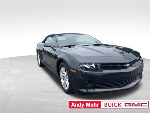 Used 2015 Chevrolet Camaro LT RWD image 2