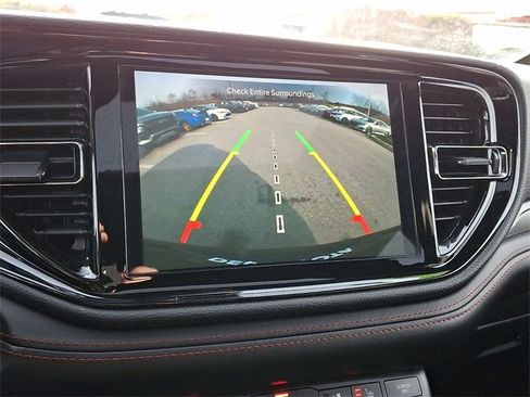 Used 2024 Dodge Durango GT image 19