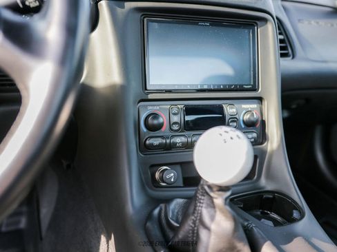 Used 2003 Chevrolet Corvette Z06 w/ Memory Package, 3 Drivers image 32