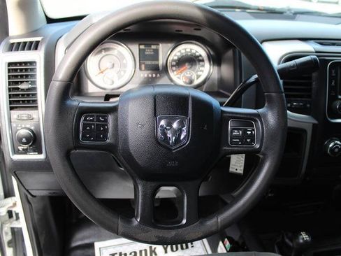 Used 2018 RAM 5500 4x4 Regular Cab image 14