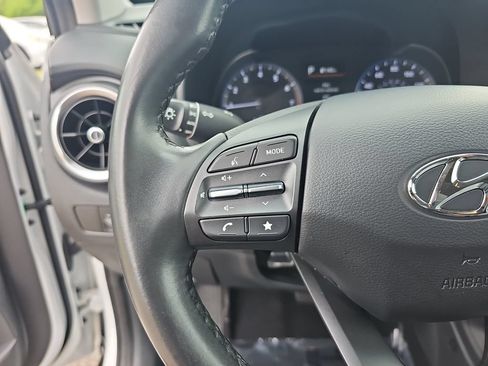 Certified 2023 Hyundai Kona SEL w/ Convenience Package AWD/4WD image 16