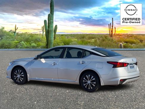 Certified 2019 Nissan Altima 2.5 S image 4