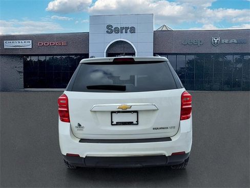 Used 2016 Chevrolet Equinox LTZ w/ Enhanced Convenience Package image 5