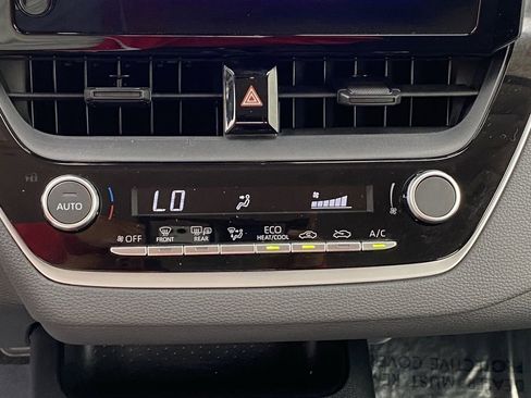 Certified 2025 Toyota Corolla LE w/ Convenience Package FWD image 35