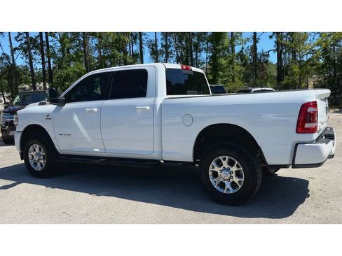 Used 2024 RAM 2500 Laramie AWD/4WD image 6